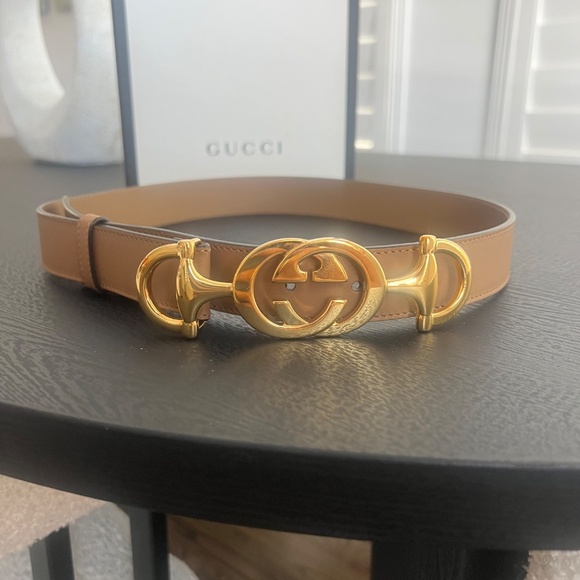 Gucci Horseshoe Belt (Tan) - Picture 2 of 4